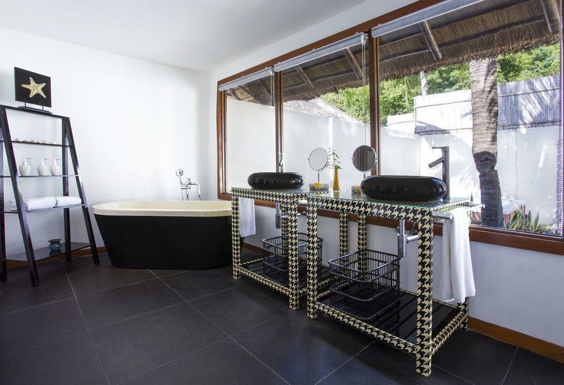 בית מלון כפרי Huma Island Resort & Spa