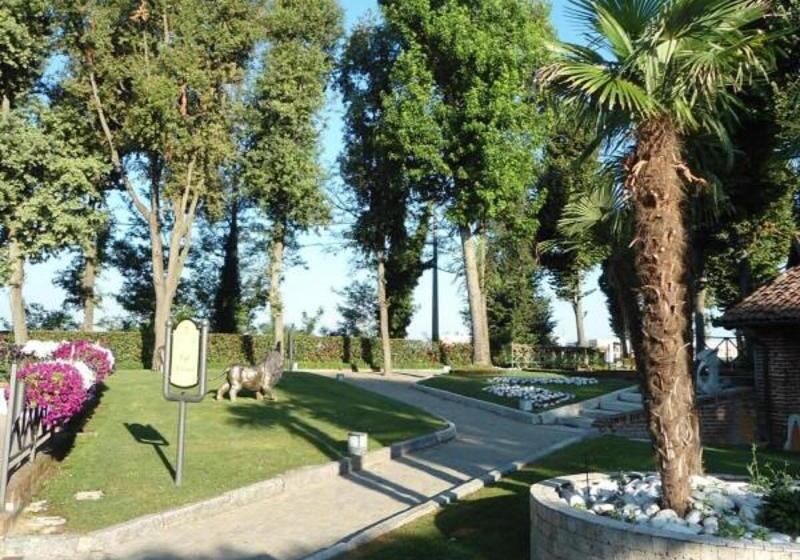 호텔 Novarello Resort & Spa