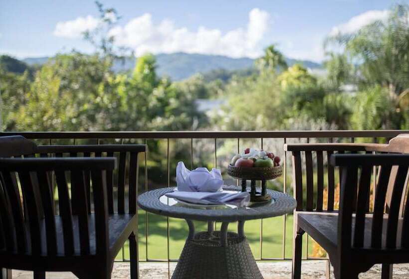هتل Poonyamantra Resort