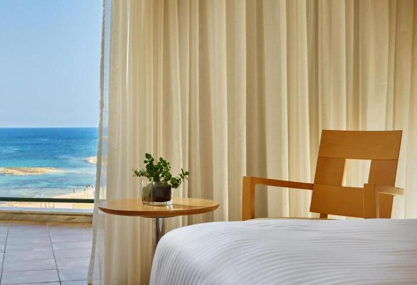 هتل Sirens Beach & Village