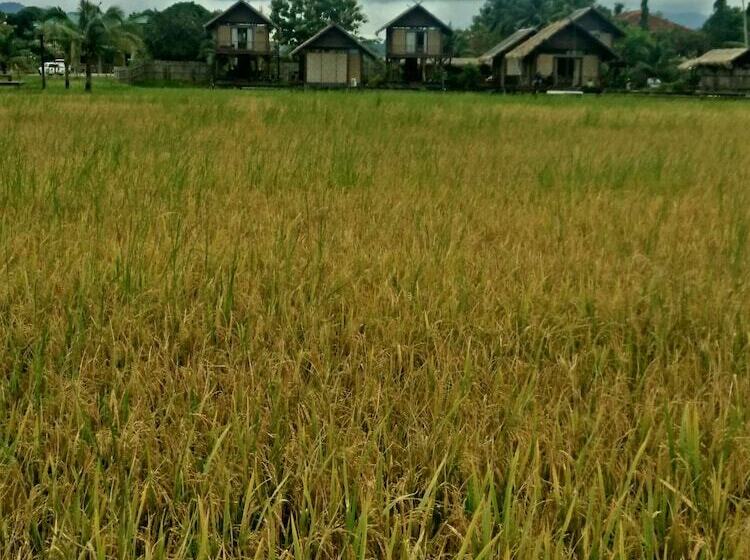 هتل The Gemalai Village