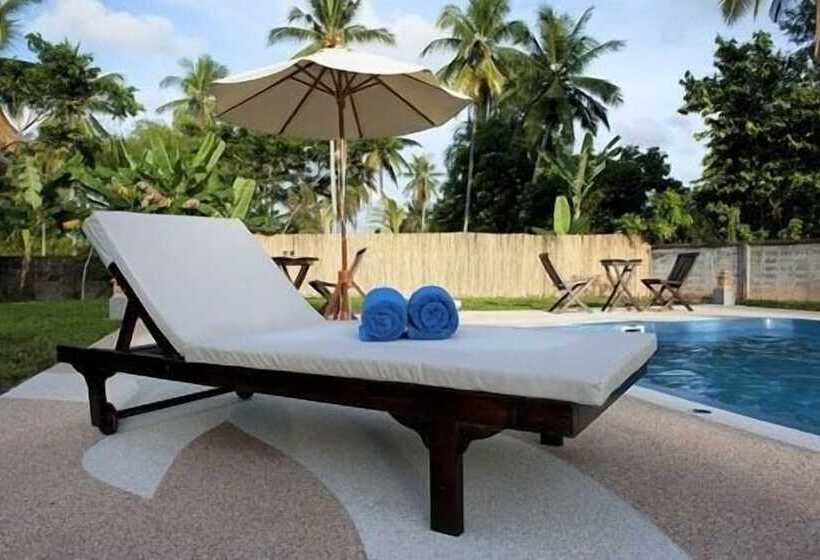 هتل The Gleam Resort