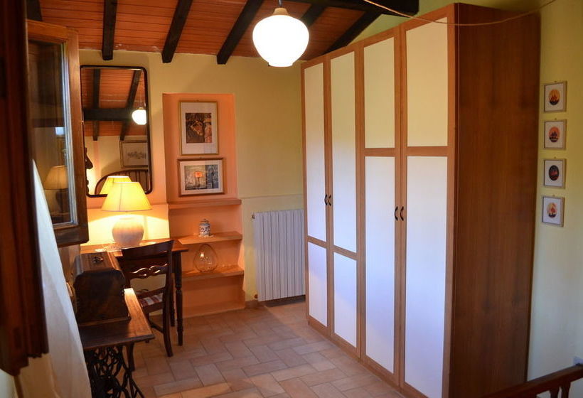 بنسيون San Desiderio Ai Biagioni