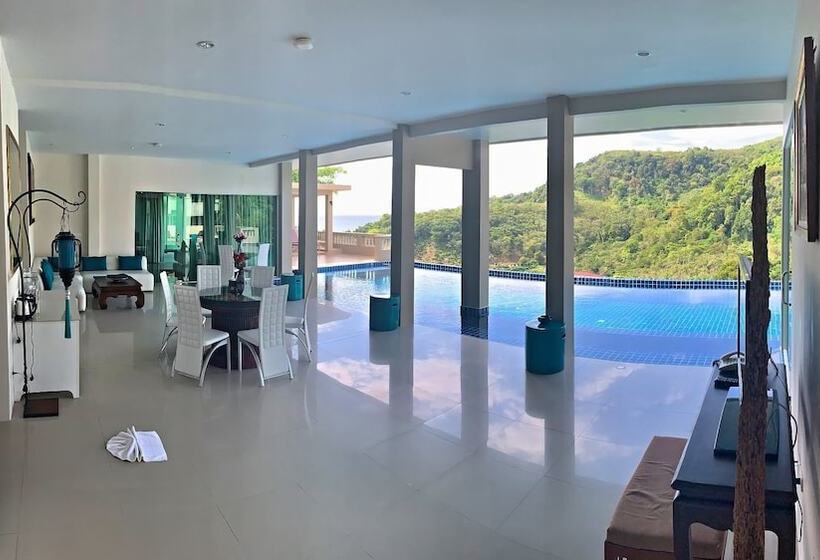 استراحتگاه Grand Bleu Ocean View Pool Suite