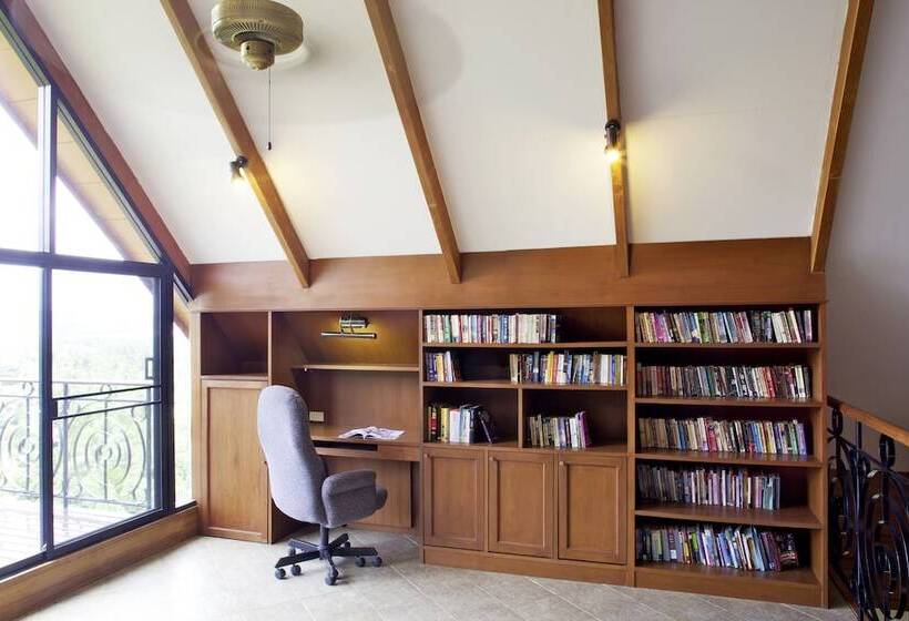 Thara Bayview Villa