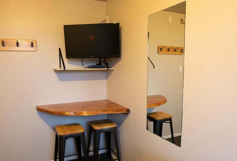 هاستل Dusky Lodge