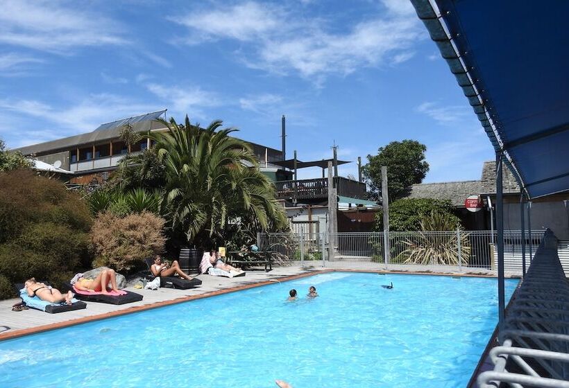 هاستل Dusky Lodge