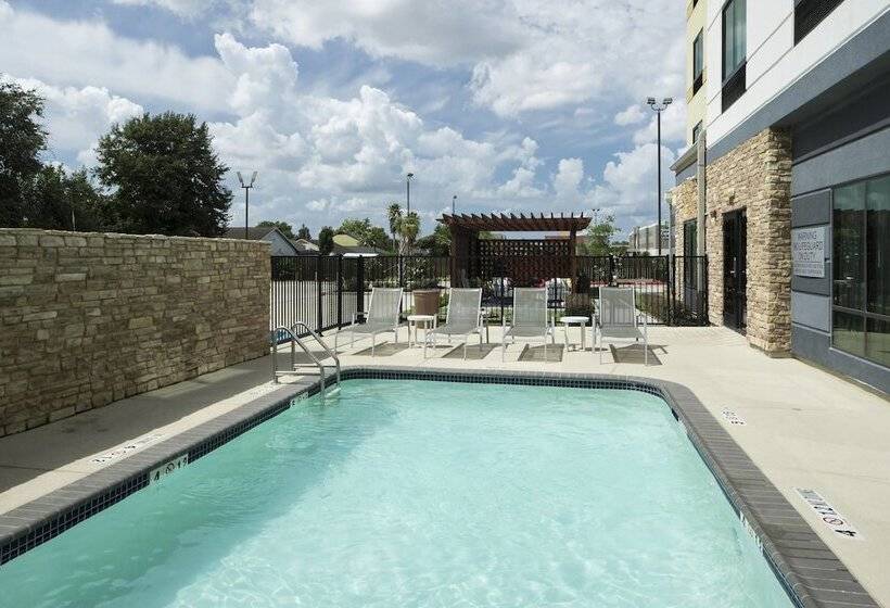 هتل Fairfield Inn & Suites By Marriott Houston Pasadena