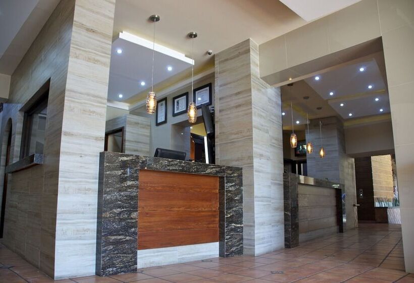 فندق Hacienda Del Sol