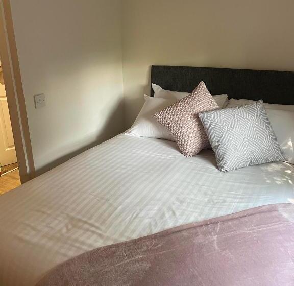 فندق Inglewood House And Spa