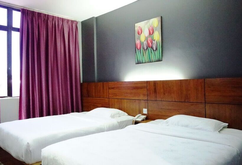 هتل Langgura Baron Resort
