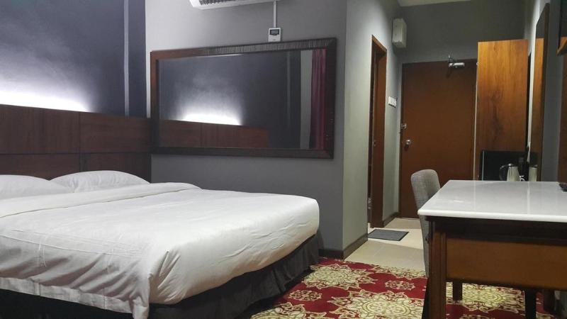 هتل Langgura Baron Resort