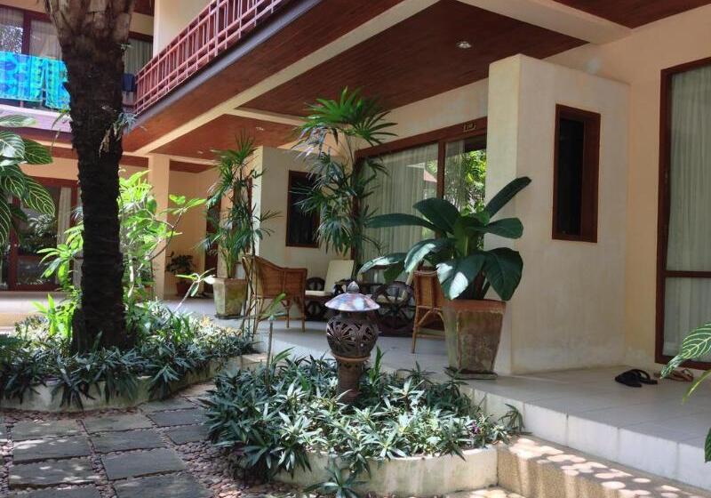 هتل Summer Inn