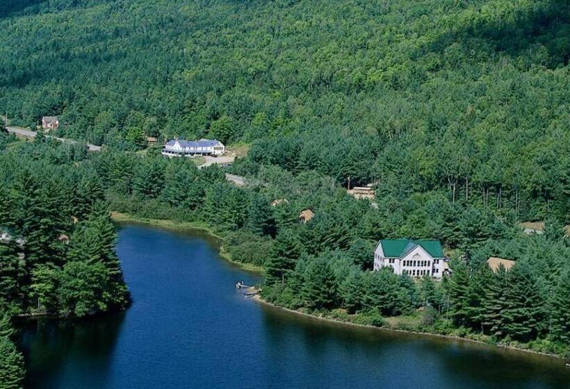 بنسيون The Sterling Inn