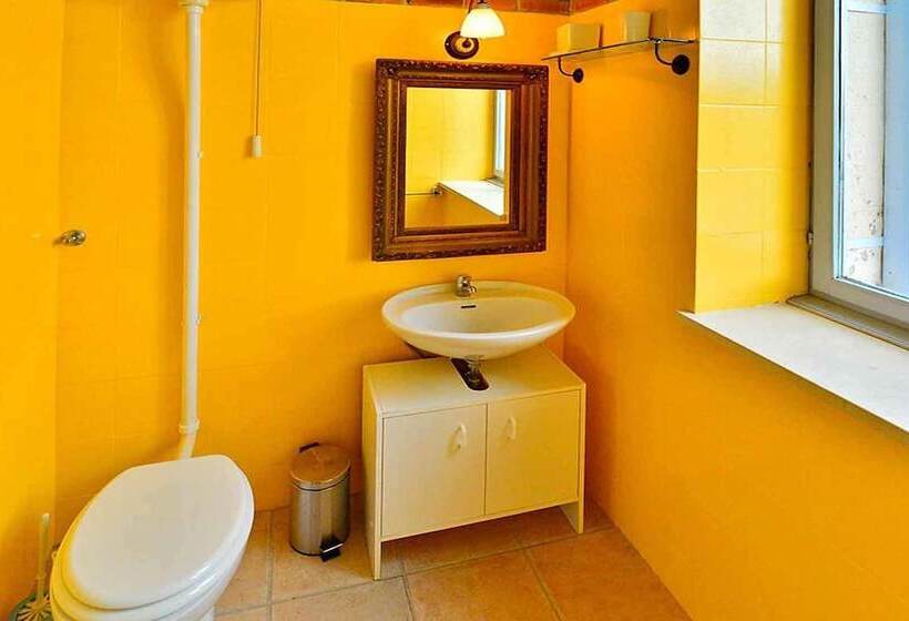 بنسيون Villa Skula