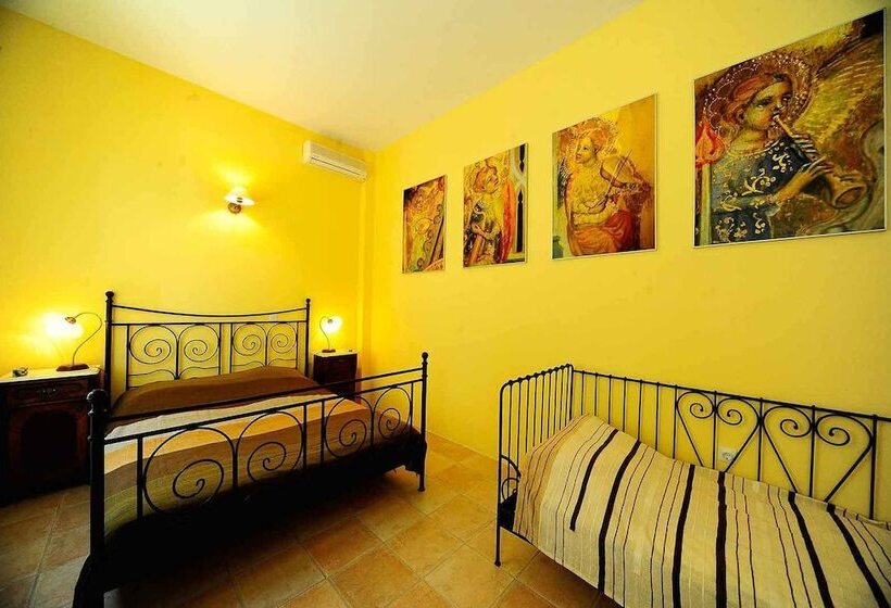 بنسيون Villa Skula