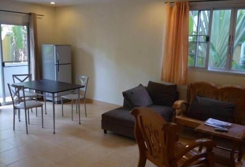 The Lounge   Hostel