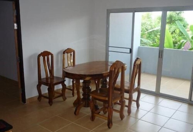 The Lounge   Hostel