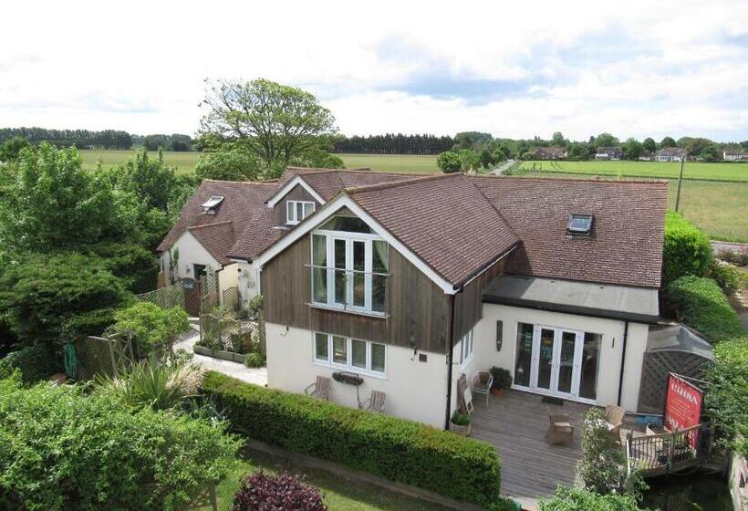 민박 The Bosham Boathouse