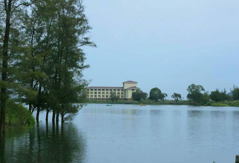 Отель Aakar Lords Inn Saputara