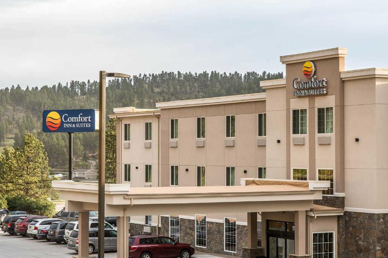هتل Comfort Inn & Suites Near Mt. Rushmore
