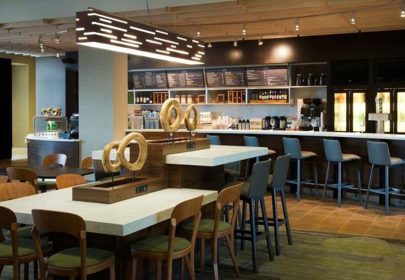 בית מלון כפרי Courtyard By Marriott Seattle Everett Downtown