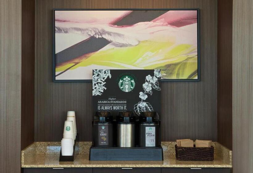 בית מלון כפרי Courtyard By Marriott Seattle Everett Downtown