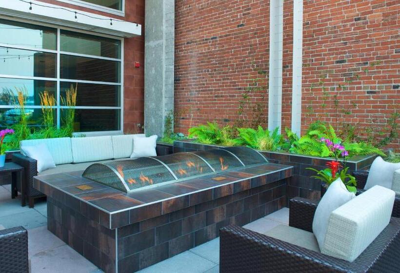 בית מלון כפרי Courtyard By Marriott Seattle Everett Downtown