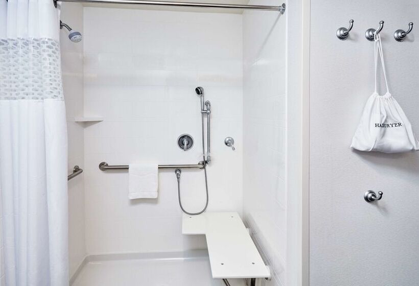 Отель Hampton Inn Fond Du Lac