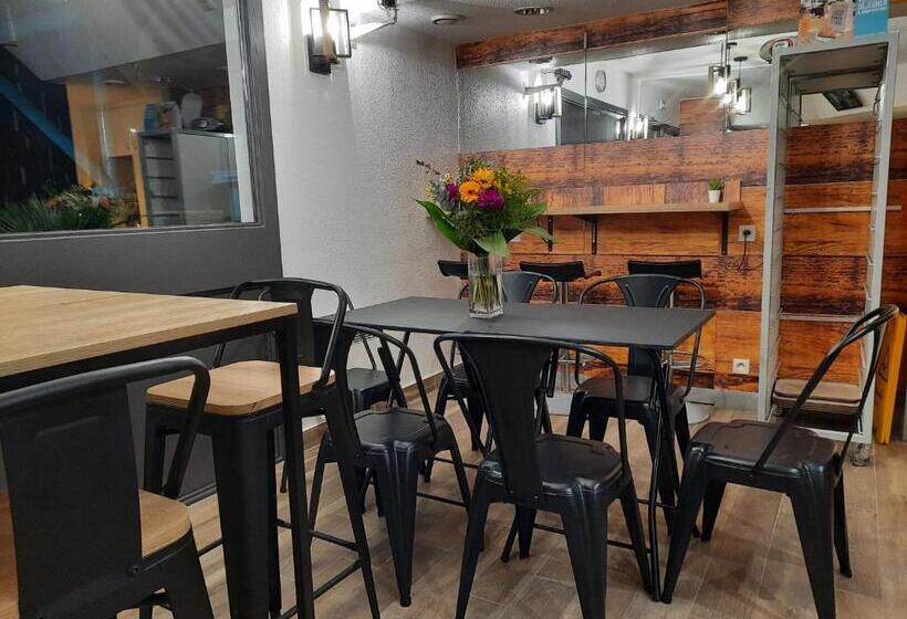 فندق Kyriad Direct Caen Nord Memorial