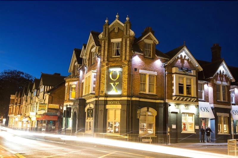Ox Hotel, Bar, & Grill