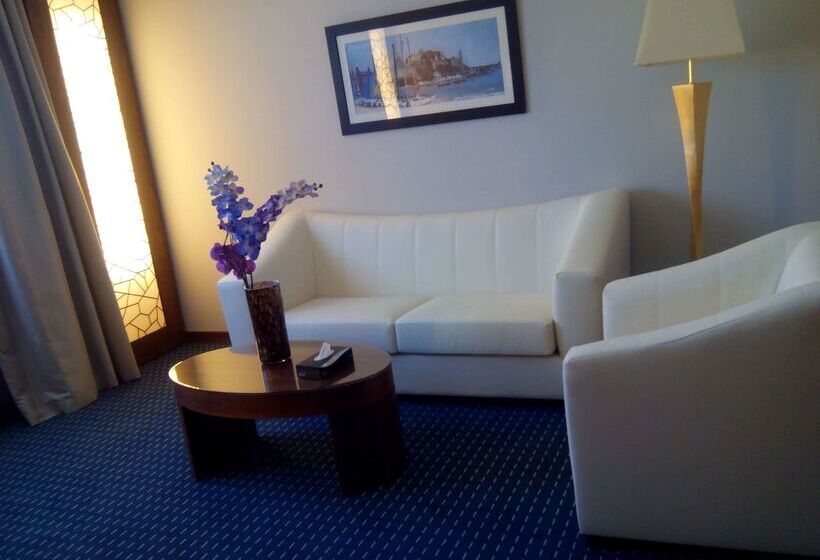 هتل Royal Tulip Skikda