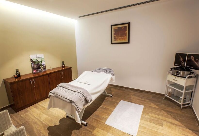 هتل Royal Tulip Skikda