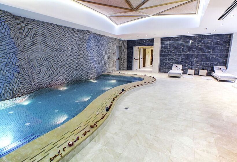 هتل Royal Tulip Skikda