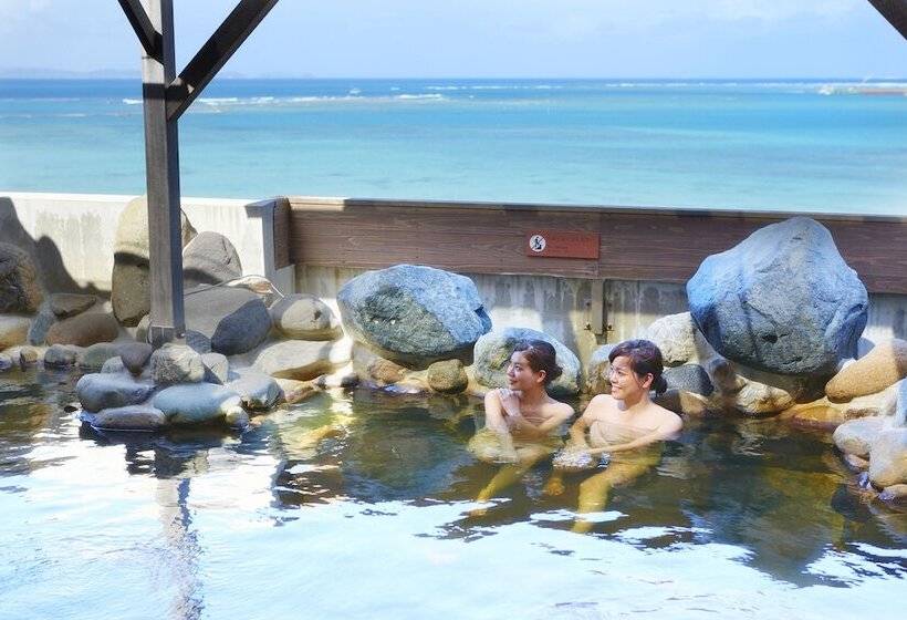 فندق Senagajima Island Resort & Spa