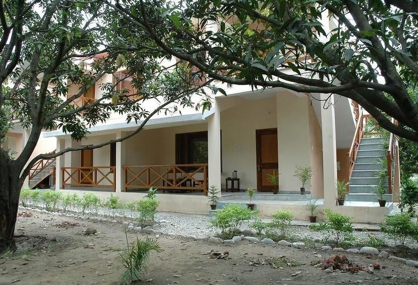 فندق Vanya River Lodge