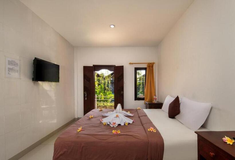 فندق Lumbung Sari Legian