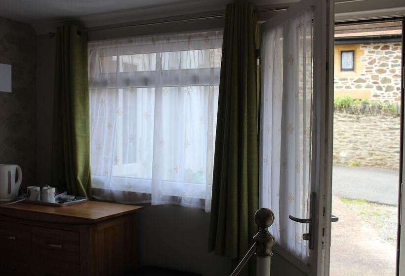 ペンション Fernleigh Guest House