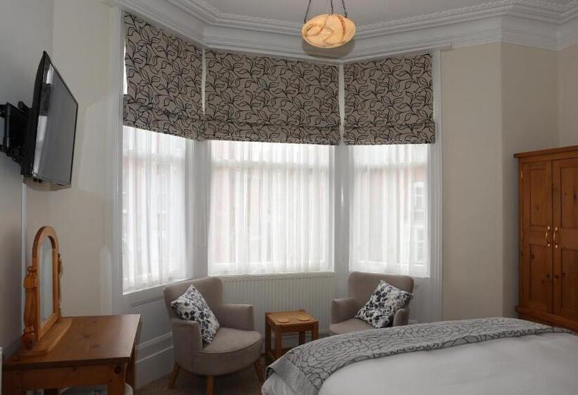 بنسيون The Waves