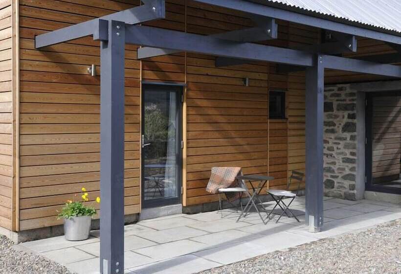 مبيت وإفطار The Steading