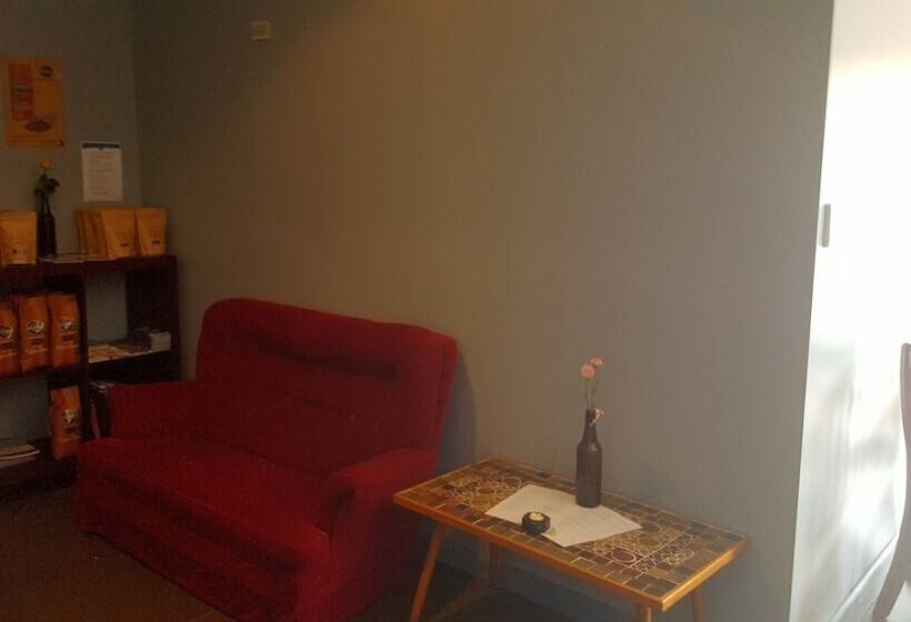 فندق The Bears Went Over The Mountain