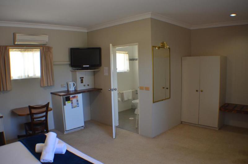 فندق Deer Park Motor Inn Armidale