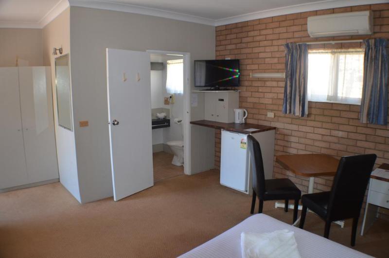 فندق Deer Park Motor Inn Armidale