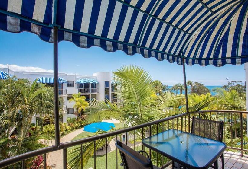 فندق Headland Tropicana Resort