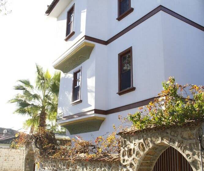 هتل Kaleiçi Ozkavak