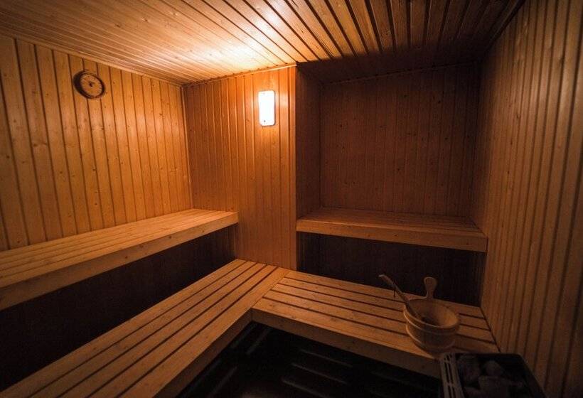 ホテル Ripparoo Ski Lodge