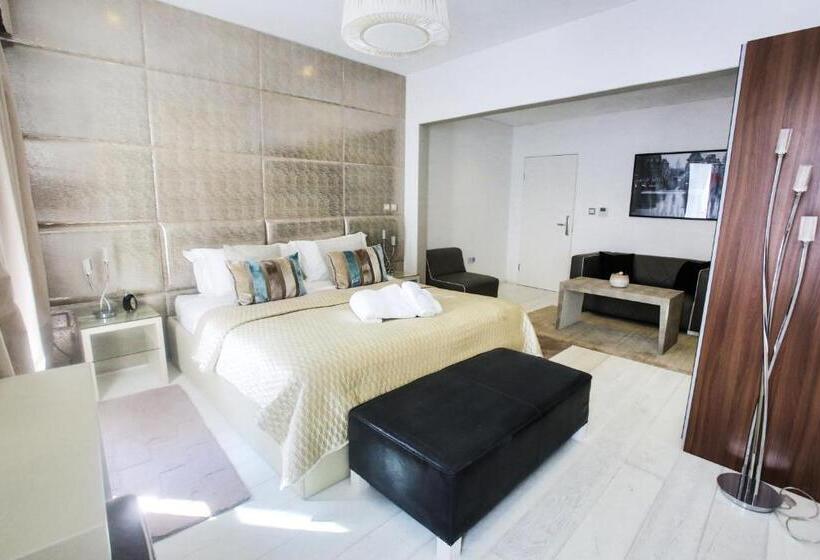 هتل Room Home Stay