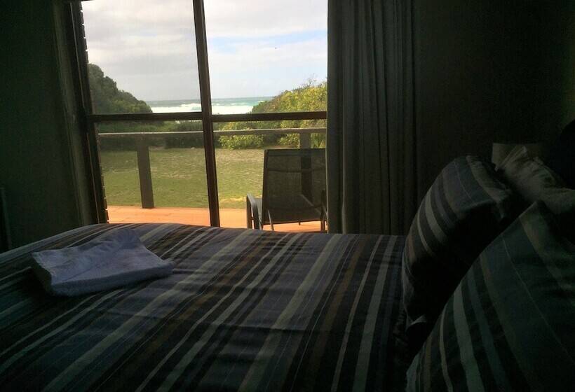 فندق Sandpiper Ocean Cottages