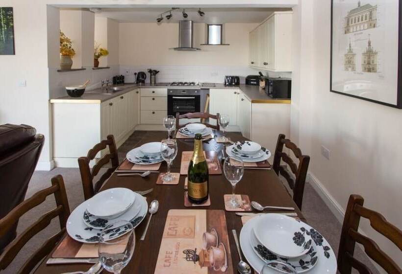 Merlin Cottages
