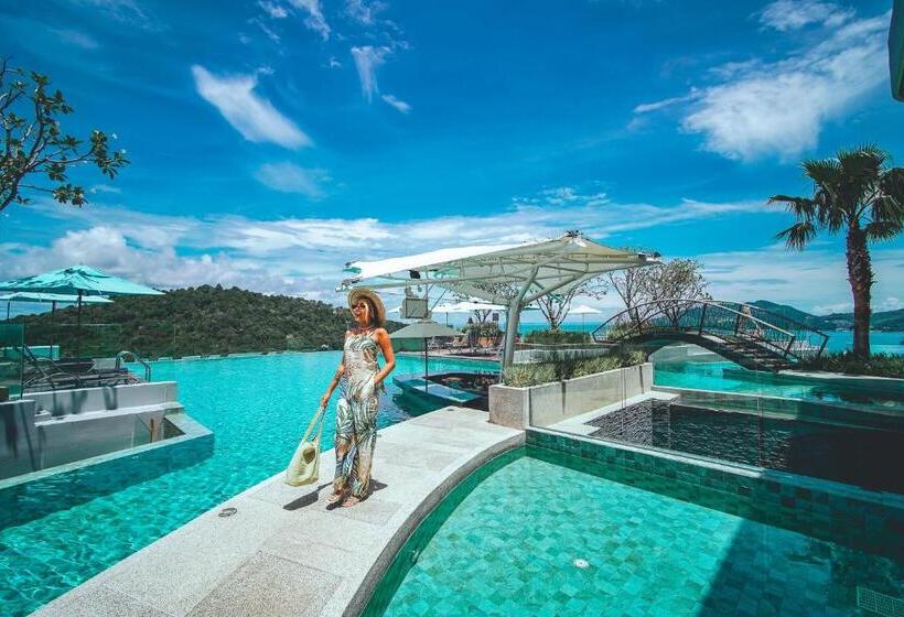 هتل Crest Resort & Pool Villas   Sha Extra Plus
